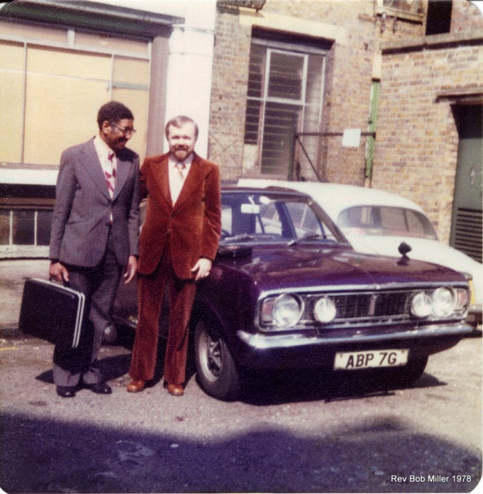 24 Bro. Dowdy & Rev. Bob in velvet suit. High style for the 